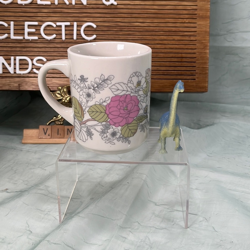 Finest Ceramics Floral Pink Roses and Green Leaves Vintage Mug